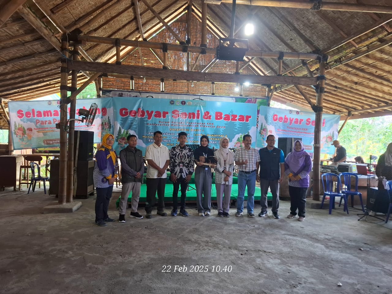 alt="Pembukaan Gebyar Seni & Bazar Kelud Wonderful UMSIDA 2025 di Kediri"